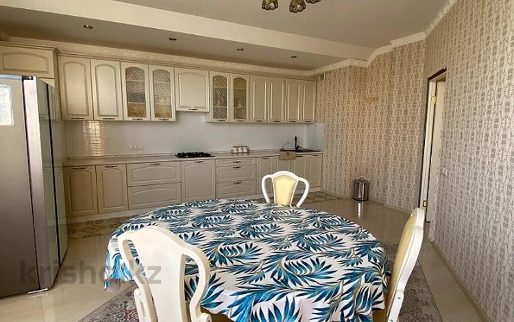 3-комнатная квартира · 175 м² · 6/10 этаж, Аль-Фараби — Маркова за 750 000 ₸ в Алматы, Бостандыкский р-н — фото 11