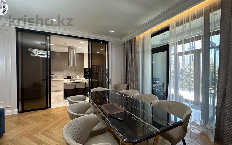 4-комнатная квартира · 190.6 м² · 1/3 этаж, Аскарова 55/1 к1 за 480 млн 〒 в Алматы, Бостандыкский р-н — фото 9
