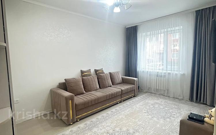 1-комнатная квартира · 31.9 м² · 1/3 этаж, Мкр Уркер 16 за 14.8 млн ₸ в Астане, Нура р-н — фото 2