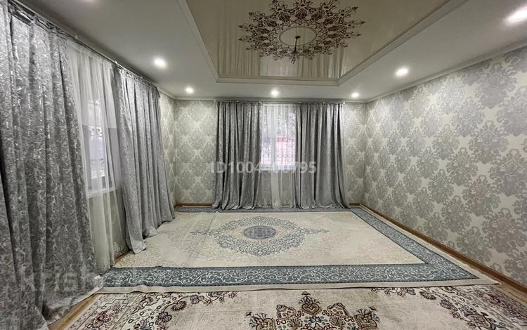 Отдельный дом · 4 комнаты · 90 м² · 10 сот., Қасымбек датқа Жандарбеков 10 за 15 млн ₸ в Шымкенте — фото 2