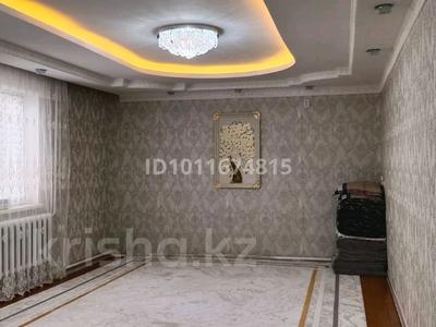Жеке үй · 4 бөлме · 166 м² · 6 сот., Тамшалы мерей көшесі 23 — Орталық көше, бағасы: 12 млн ₸ в Атамекене
