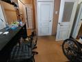 2-комнатная квартира · 58 м² · 1/5 этаж, мкр 8 — Пересечение Бр. Жубанова и М.Оспанова за 140 000 ₸ в Актобе — фото 9