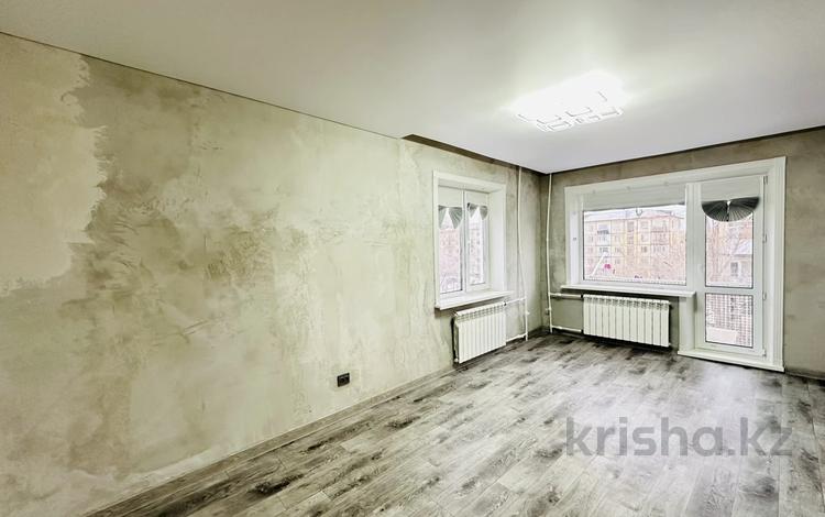 2-бөлмелі пәтер · 42 м² · 4/5 қабат, Карла Маркса 36, бағасы: 7.5 млн ₸ в Шахтинске — фото 2