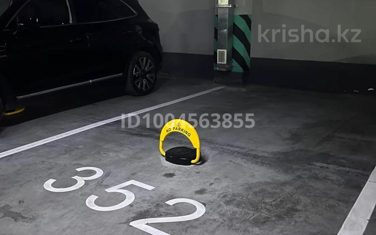 Паркинг · 14 м² · Абая — Брусиловского за 45 000 〒 в Алматы, Бостандыкский р-н — фото 2