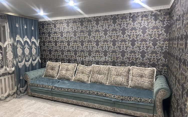 2-бөлмелі пәтер, 55 м², 6/9 қабат тәулігіне, Абая 49, бағасы: 15 000 〒 в Экибастузе — фото 2