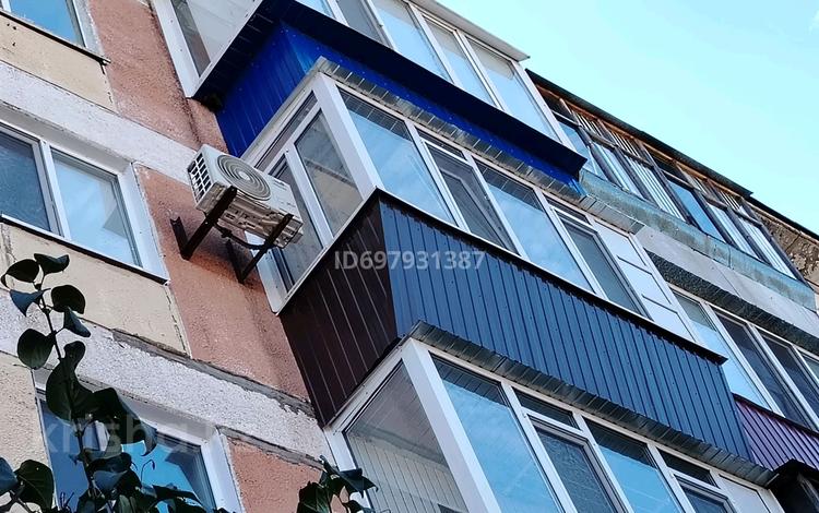 3-бөлмелі пәтер, 64 м², 4/5 қабат, Корчагина 174 — 3 школа, бағасы: 22 млн 〒 в Рудном — фото 2