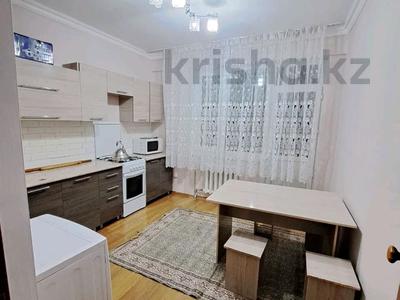 2-комнатная квартира, 60 м², 5/5 этаж помесячно, Ашимова 13 за 150 000 〒 в Талдыкоргане, мкр Коктем