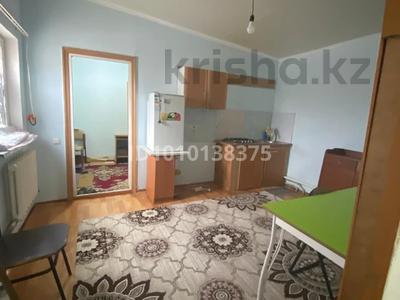 Отдельный дом · 1 комната · 50 м², мкр Оркен, Сатан шореева за 110 000 〒 в Атырау