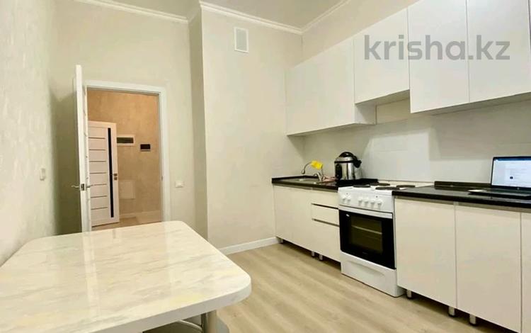 2-комнатная квартира · 65 м² · 12/12 этаж, Туран 55 за 330 000 ₸ в Астане, Нура р-н — фото 28