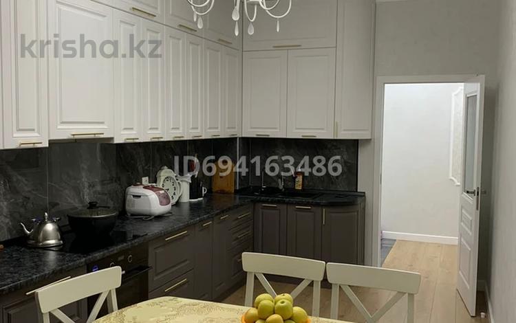 4-комнатная квартира · 122 м² · 11/12 этаж, Улы Дала 33 за 85 млн ₸ в Астане, Есильский р-н — фото 2