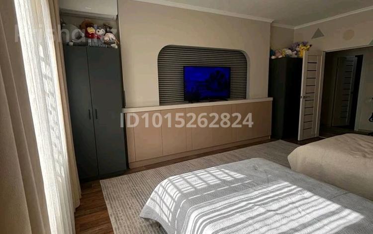 2-бөлмелі пәтер · 88 м² · 14/15 қабат, Шұғыла ш/а., Жуалы 1, бағасы: 37.5 млн ₸ в Алматы, Наурызбайский р-н — фото 2