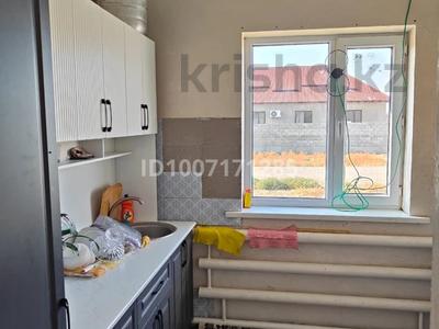 Отдельный дом · 2 комнаты · 72 м² · 8 сот., Каукен Кенжетай — Дальняя карасу магазин “Гульмайса” за 16 млн 〒 в Таразе