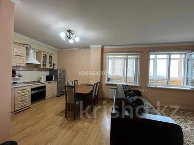 1-комнатная квартира, 56 м², 9/14 этаж, мкр Юго-Восток, Сарыарка 19 — Республика и Шахтёров за 18 млн 〒 в Караганде, Казыбек би р-н