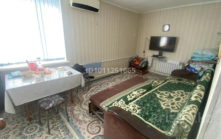2-бөлмелі пәтер · 29.9 м² · 3/3 қабат, Майлы кожа 22 5 — Каспий банк артындагы дом, бағасы: 8 млн ₸ в Сарыагаш — фото 2