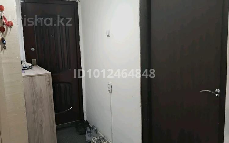 3-бөлмелі пәтер · 62 м² · 1/5 қабат, Абая 21, бағасы: 35 млн ₸ в  — фото 2