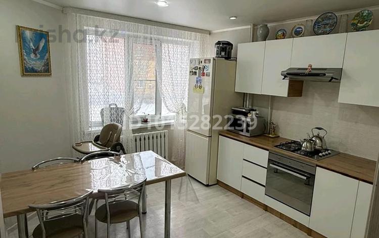 3-комнатная квартира · 80 м² · 2/9 этаж, мкр Жана Орда 2 за 30.8 млн ₸ в Уральске — фото 2
