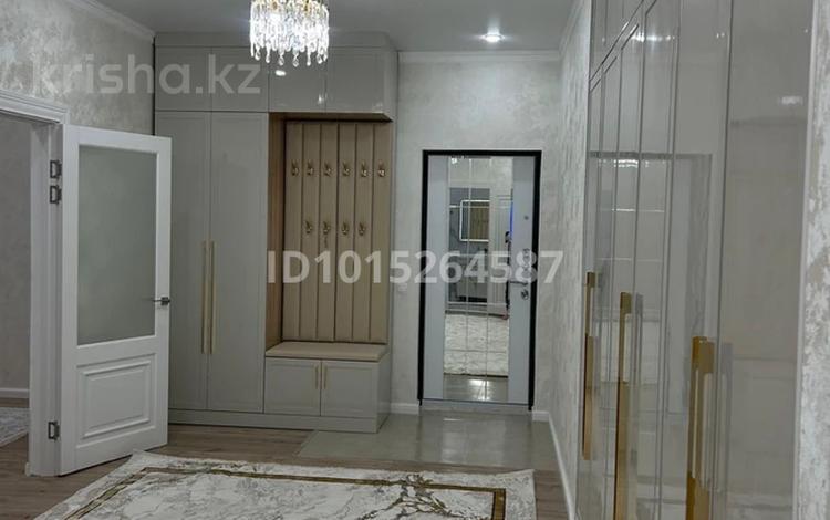 2-комнатная квартира · 85 м² · 6/15 этаж, 17-й мкр за 250 000 ₸ в Актау — фото 2