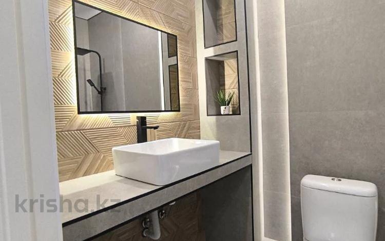2-бөлмелі пәтер · 55 м² · 7/18 қабат, Утепова 31, бағасы: 400 000 ₸ в Алматы, Бостандыкский р-н — фото 2