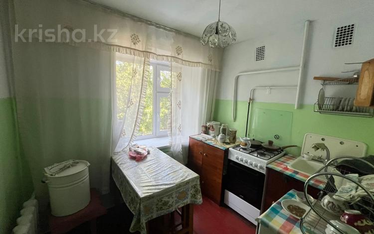 2-бөлмелі пәтер · 44.7 м² · 2/5 қабат, Каржаубайулы 243, бағасы: 15.3 млн ₸ в Семее — фото 2