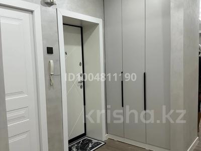 3-комнатная квартира · 65 м² · 4/5 этаж, 11-й микрорайон, 11-й микрорайон 193 — Магазин Ажар за 32 млн 〒 в Шымкенте, Енбекшинский р-н