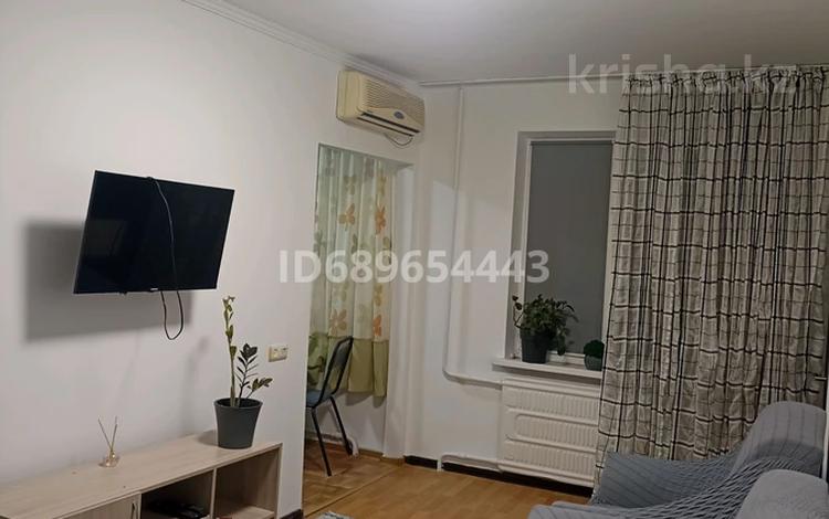 3-комнатная квартира, 42 м², 4/5 этаж помесячно, мкр Казахфильм