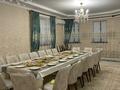 Отдельный дом · 6 комнат · 240 м², мкр Жумыскер, Кемешилер 11 а за 1.2 млн 〒 в Атырау — фото 2