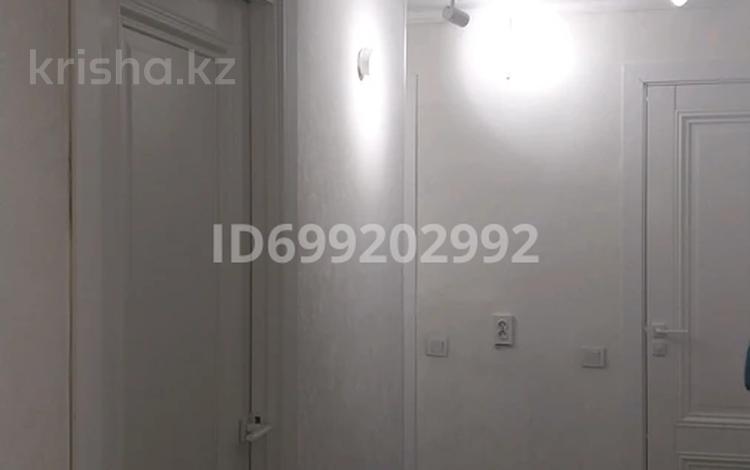 2-бөлмелі пәтер · 48 м² · 8/10 қабат, Шакарима 1 — В центре города ,напротив диагностиче кого центра,внизу ресторан ЛОФТ, бағасы: 23 млн ₸ в Семее — фото 13