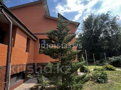 Отдельный дом · 6 комнат · 325.5 м² · 8.5 сот., мкр Ерменсай, Арайлы 1а за 2.2 млн ₸ в Алматы, Бостандыкский р-н