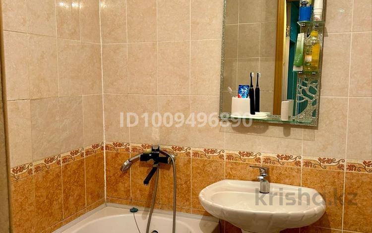 1-комнатная квартира · 42 м² · 4/5 этаж, 28А мкр, 28А-ш/а. за 9 млн ₸ в Актау — фото 2