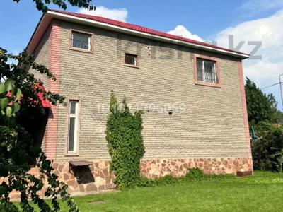 Отдельный дом · 4 комнаты · 200 м² · 12 сот., мкр Калкаман-2, Сейтметова 128 за 950 000 〒 в Алматы, Наурызбайский р-н