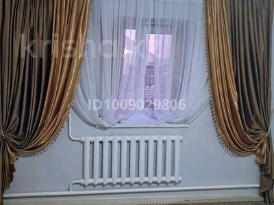 Отдельный дом · 4 комнаты · 300 м² · 6 сот., Думан 177 за 13 млн 〒 в Атамекене