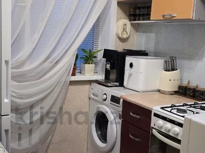 4-бөлмелі пәтер · 62 м² · 4/5 қабат, Майкудук, мкр Восток-1, бағасы: 19 млн ₸ в Караганде, Алихана Бокейханова р-н