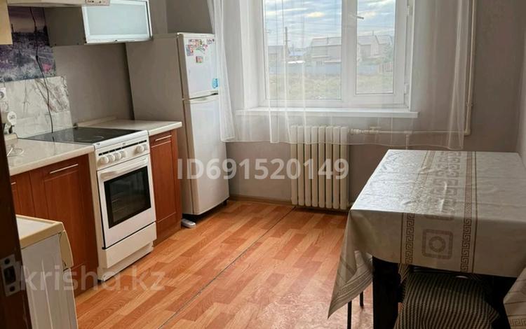 1-комнатная квартира · 33 м² · 3/5 этаж, Майкудук, Шахтерский за 75 000 〒 в Караганде, Алихана Бокейханова р-н — фото 7
