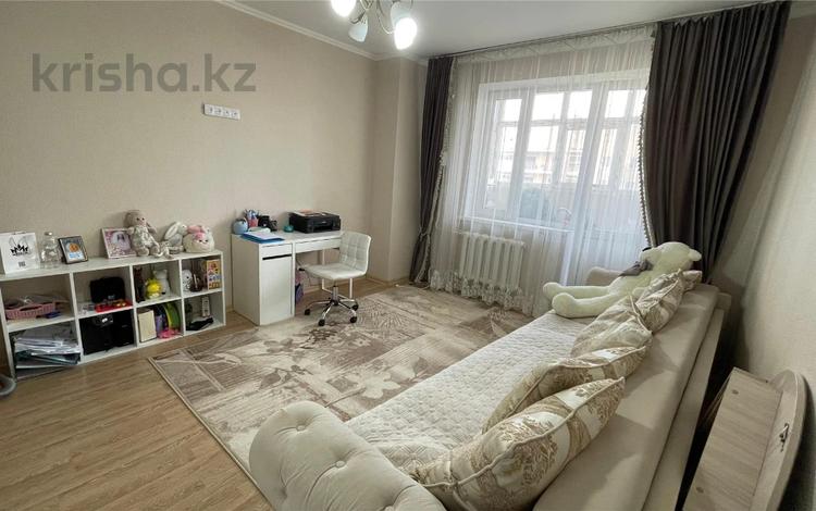 2-комнатная квартира, 50 м², 11/12 этаж, Кошкарбаева за 21.5 млн 〒 в Астане, Алматы р-н — фото 2