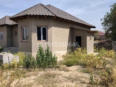 Отдельный дом · 4 комнаты · 144.7 м² · 8 сот., 203й квартал 79/14 — Саукеле напротив Мечети за 40 млн ₸ в Каскелене