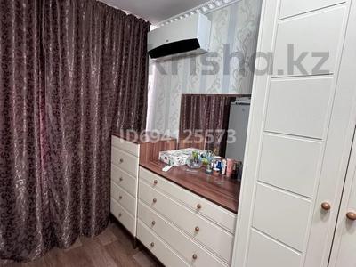 3-комнатная квартира, 57 м², 4/4 этаж помесячно, Гагарина 26 за 250 000 〒 в Жезказгане