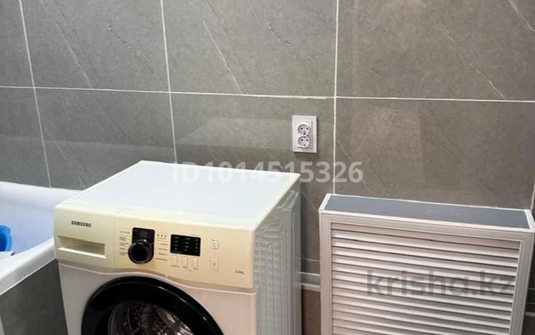 1-комнатная квартира · 57 м² · 1/9 этаж, мкр Нуркент 9 за 300 000 ₸ в Алматы, Алатауский р-н — фото 2