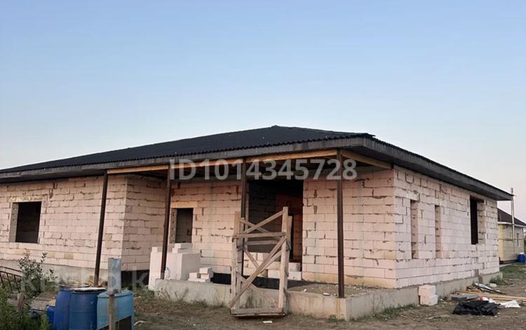 Отдельный дом · 6 комнат · 300 м² · 10 сот., Жанаконыс 562 за 31 млн ₸ в Актобе, жилой массив Жанаконыс-4 — фото 2