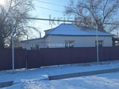 Жеке үй · 4 бөлме · 52.64 м² · 6 жүзд., Кунаева 135 — Старая школа им Сенгирбаева, бағасы: 14 млн ₸ в Баканасе