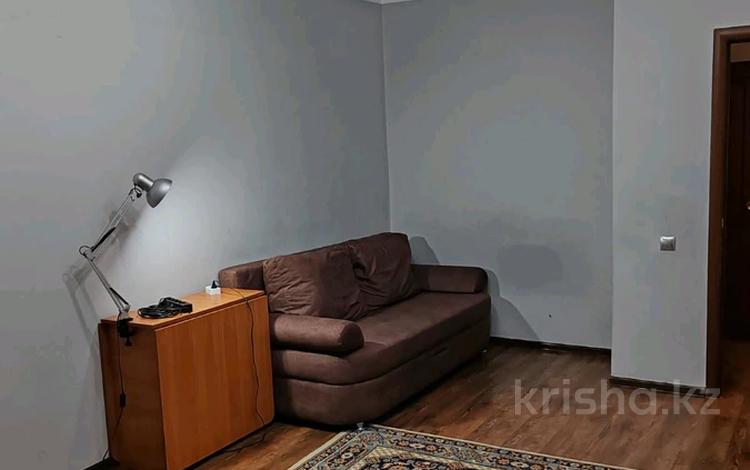 1-бөлмелі пәтер · 40 м² · 6/9 қабат, мкр. Алтын орда, Мкр. Алтын орда, Мангилик ель 17 б, бағасы: 130 000 ₸ в Актобе — фото 2