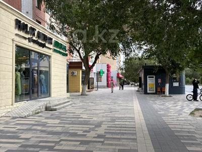 2-бөлмелі пәтер · 77 м² · 6/10 қабат, Абулхаир хана 61Г, бағасы: 29 млн ₸ в Актобе
