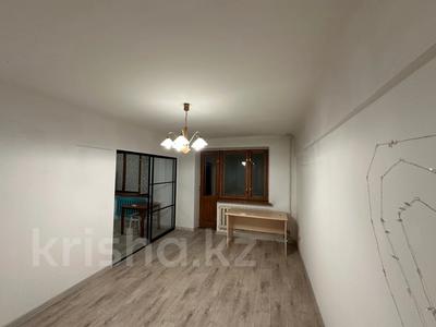 Продажа квартир в Алматы: 1-комнатная квартира · 32 м² · 1/5 этаж, Калдаякова — Виноградова за 33 млн 〒 1-комнатная квартира · 32 м² · 1/5 этаж, Калдаякова — Виноградова за 33 млн 〒 в Алматы, Медеуский р-н