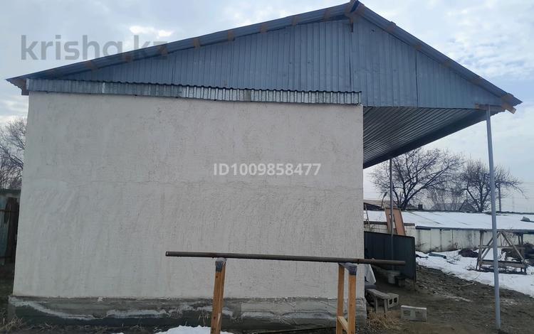 Отдельный дом · 3 комнаты · 60 м² · 6 сот., Рахимова 27 за 11 млн 〒 в Байсерке — фото 2