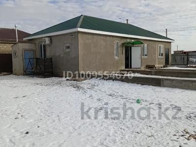 Жеке үй · 2 бөлме · 90 м² · 10 сот., Еркинкала 23, бағасы: 15.5 млн 〒 в Атырау