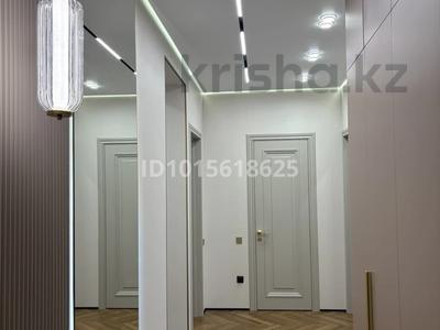 3-бөлмелі пәтер · 93 м² · 8/12 қабат, Тауелсиздик 25/2, бағасы: 88 млн ₸ в Астане, Алматы р-н