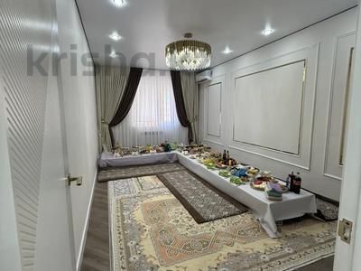 3-бөлмелі пәтер · 95 м² · 5/10 қабат, 16-ш/а. 15 участок, бағасы: 28 млн ₸ в Актау, 16-й мкр 