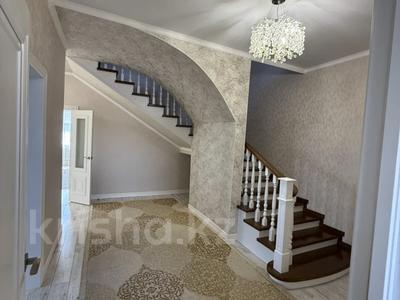 Отдельный дом · 5 комнат · 200.5 м² · 10 сот., Суюнбай за 78 млн ₸ в Косшы