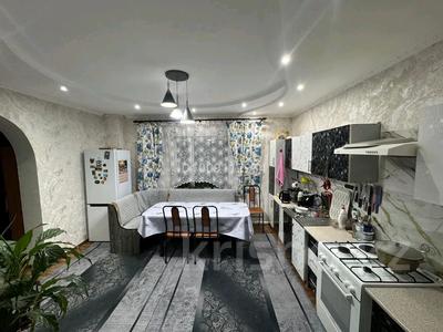 Отдельный дом · 4 комнаты · 180 м² · 3.5 сот., мкр Кемел (Первомайское) за 71 млн ₸ в Алматы, Жетысуский р-н