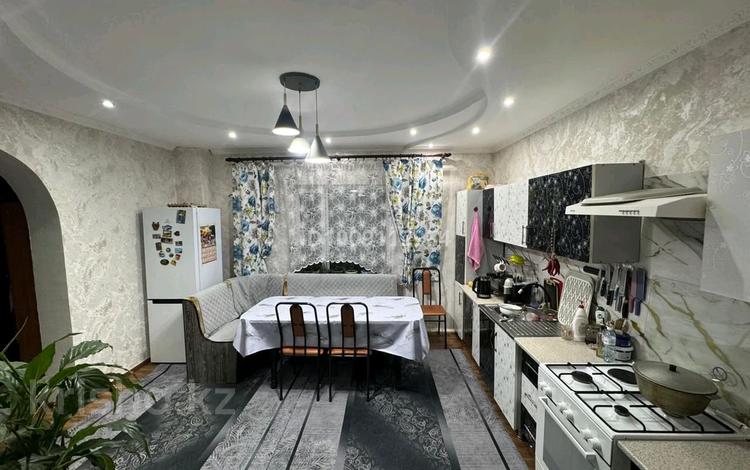 Отдельный дом · 4 комнаты · 180 м² · 3.5 сот., мкр Кемел (Первомайское) за 71 млн 〒 в Алматы, Жетысуский р-н — фото 2
