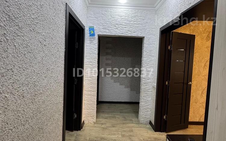 3-комнатная квартира · 70 м² · 3/5 этаж, Абая 65 за 26 млн ₸ в Сатпаев — фото 2